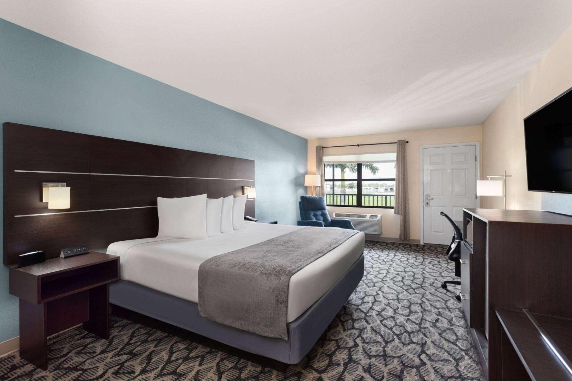 Baymont By Wyndham Punta Gorda/Port Charlotte Hotel Kültér fotó
