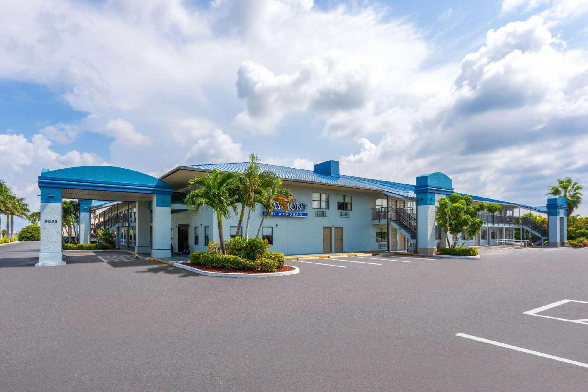 Baymont By Wyndham Punta Gorda/Port Charlotte Hotel Kültér fotó