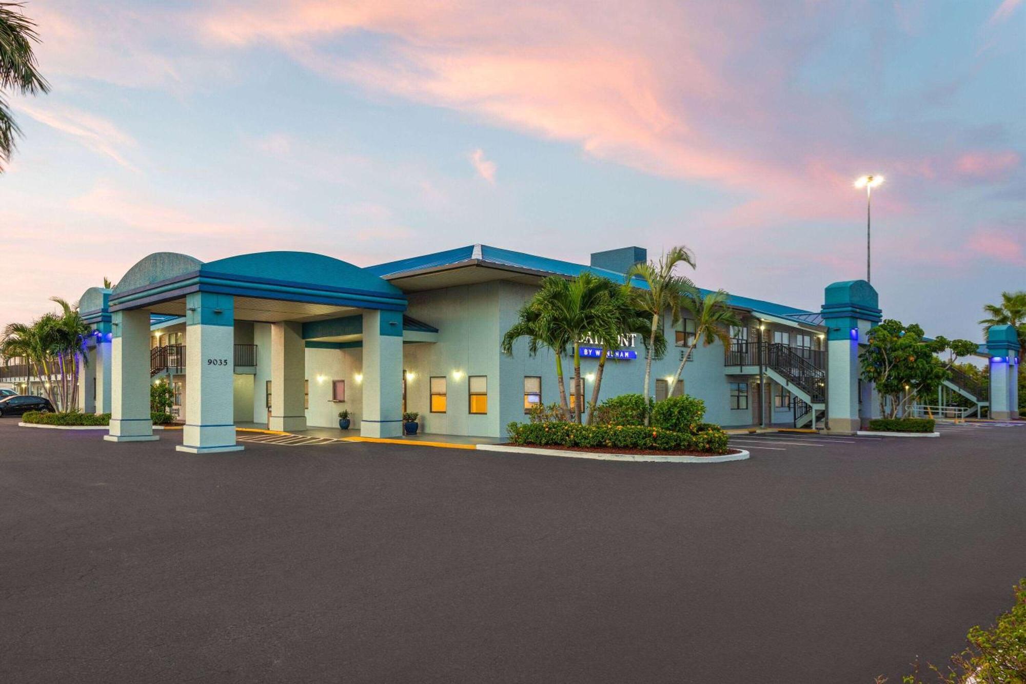 Baymont By Wyndham Punta Gorda/Port Charlotte Hotel Kültér fotó
