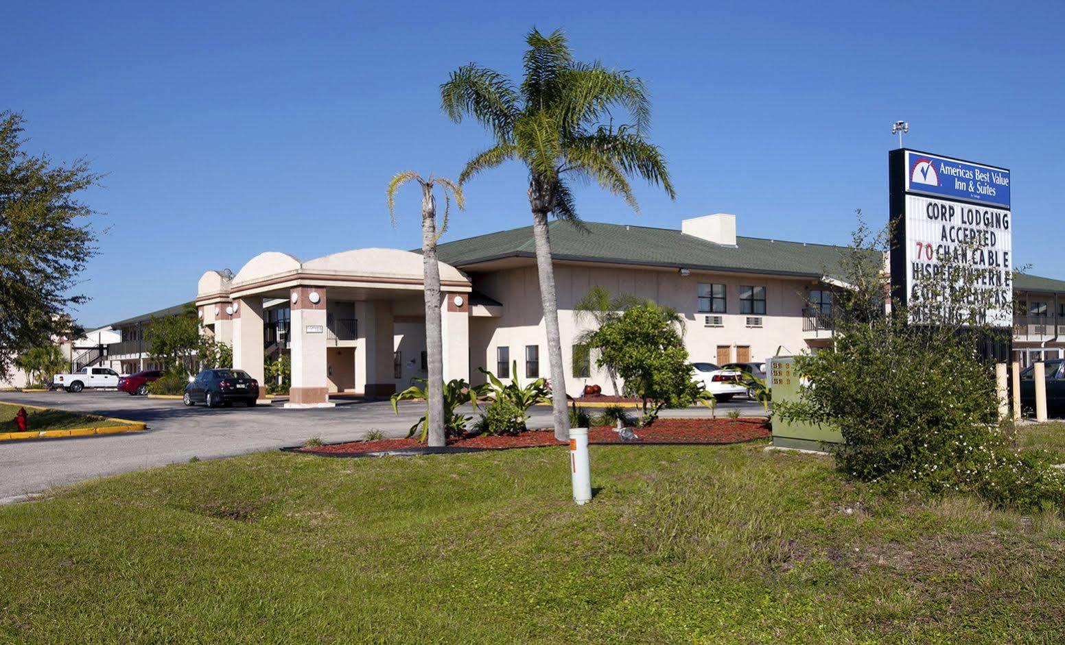 Baymont By Wyndham Punta Gorda/Port Charlotte Hotel Kültér fotó